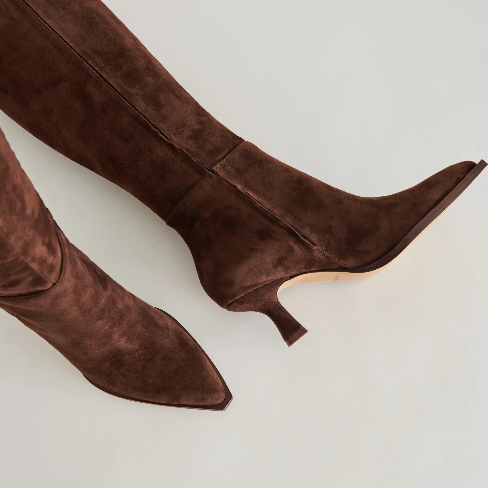 AUGGIE WIDE CALF DARK BROWN SUEDE