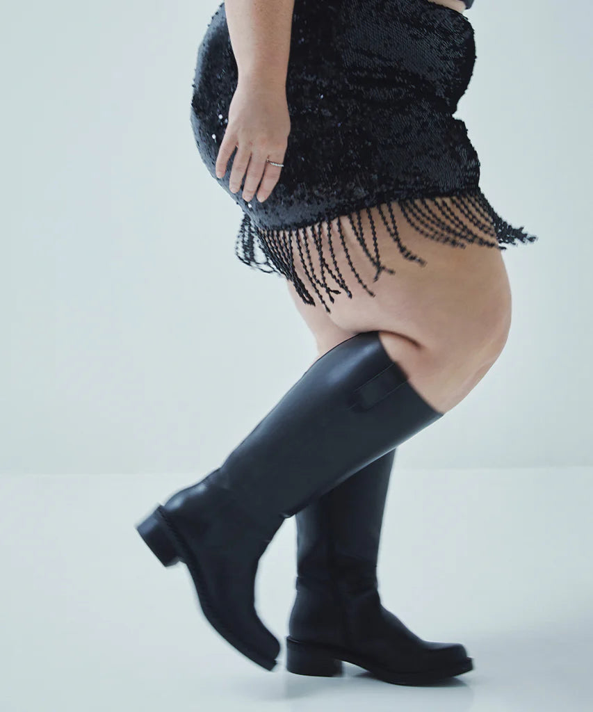 GLORY H2O EXTRA WIDE CALF BLACK LEATHER