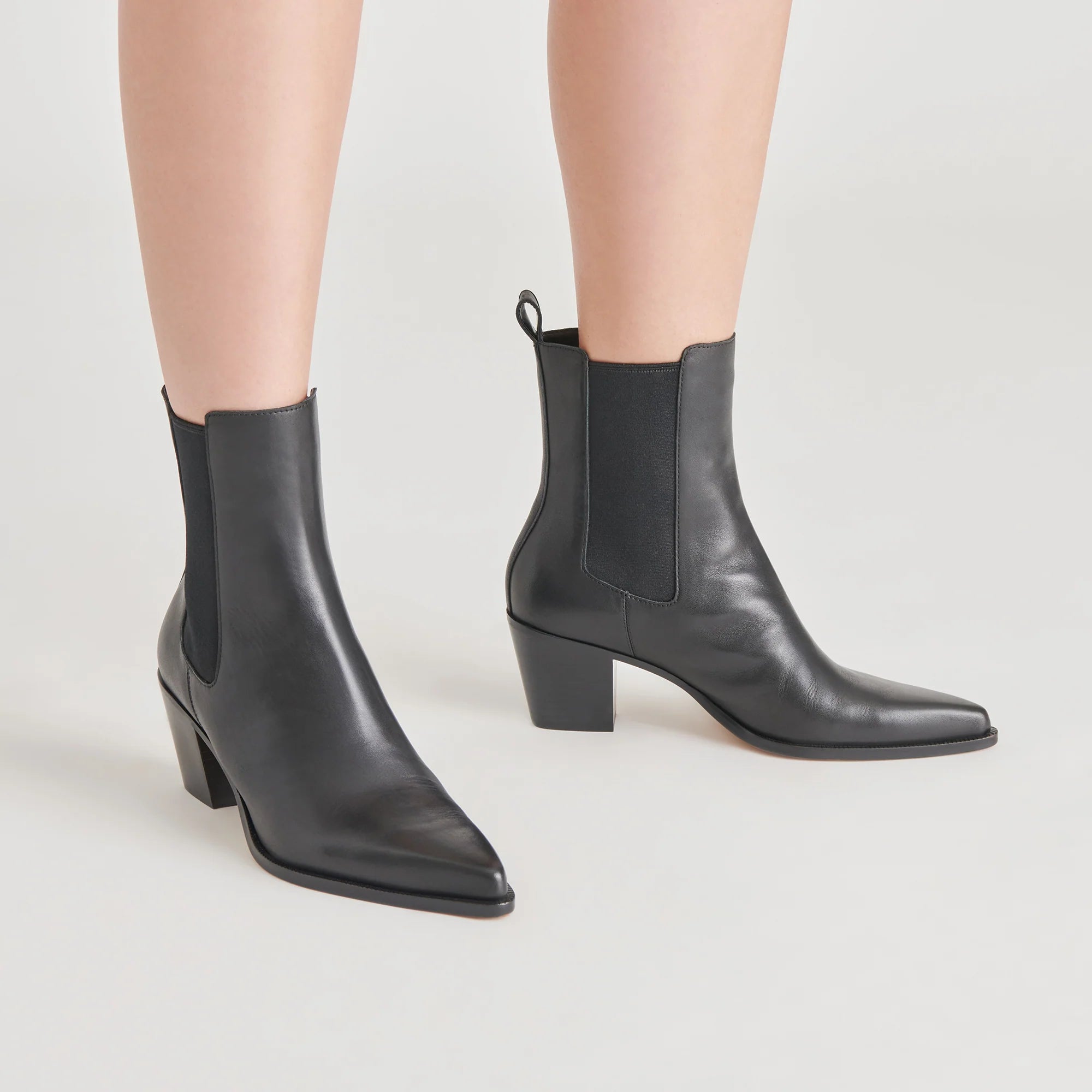 SHADIE H2O BLACK LEATHER