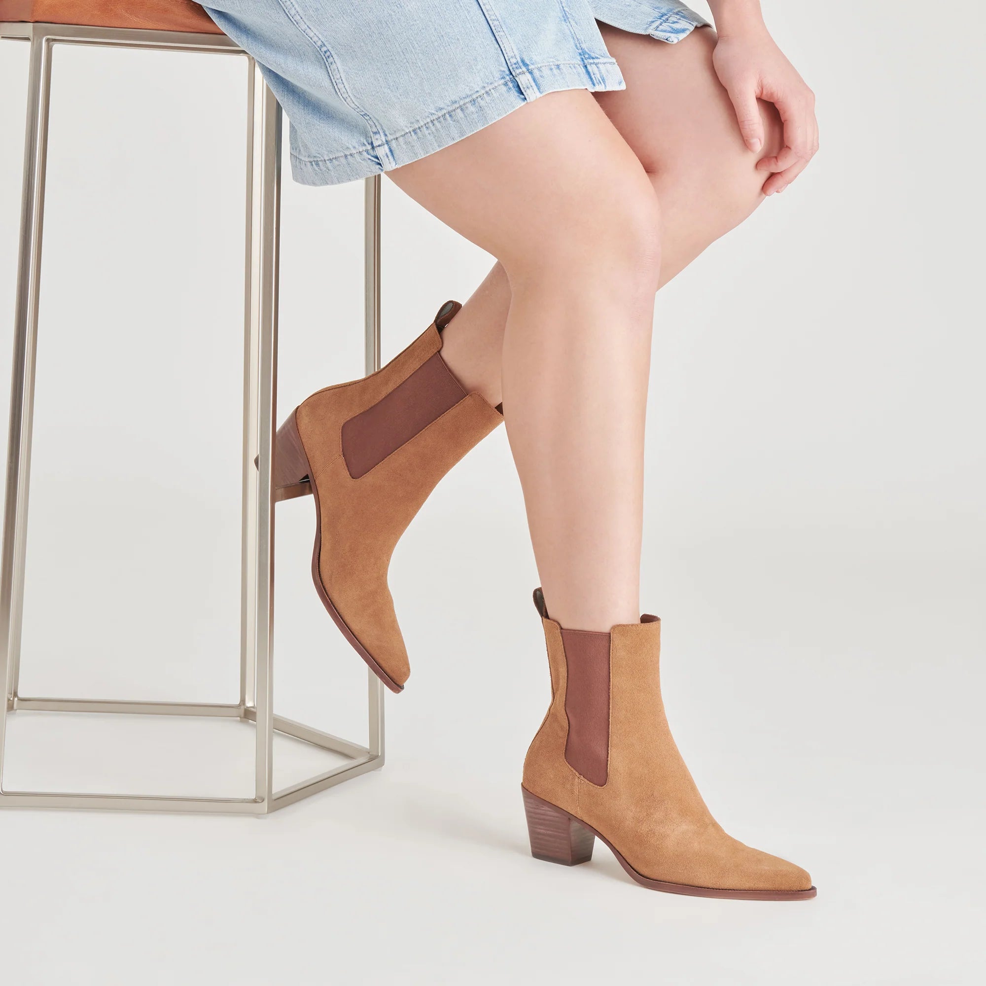 SHADIE H2O BROWN SUEDE