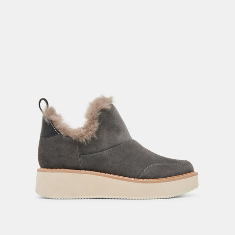 DOLCEVITA ARDY PLUSH DAIM CHARBON Ambiance chaleureuse