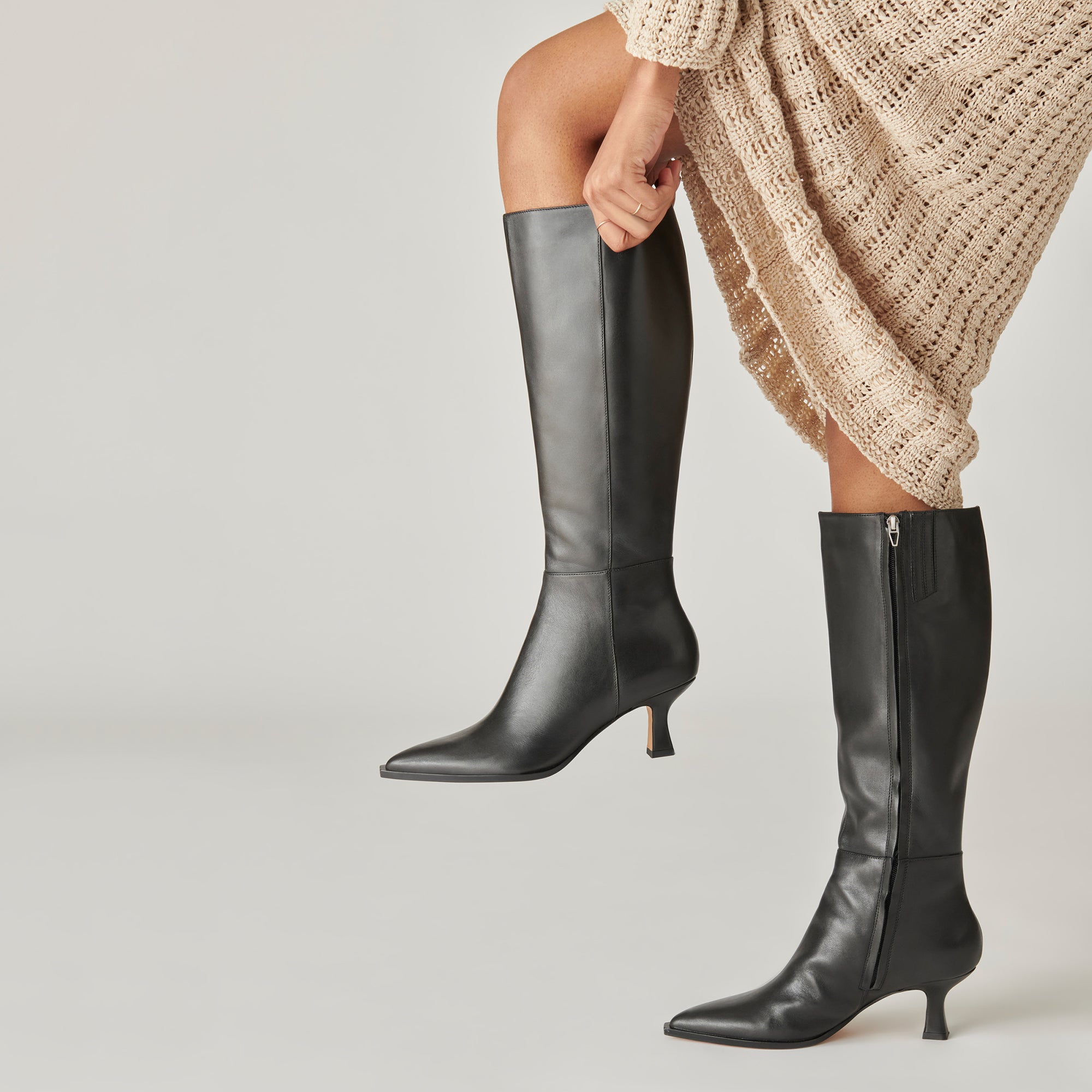 AUGGIE BLACK LEATHER