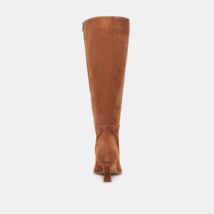 AUGGIE BROWN SUEDE