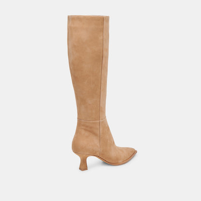 AUGGIE CAMEL SUEDE