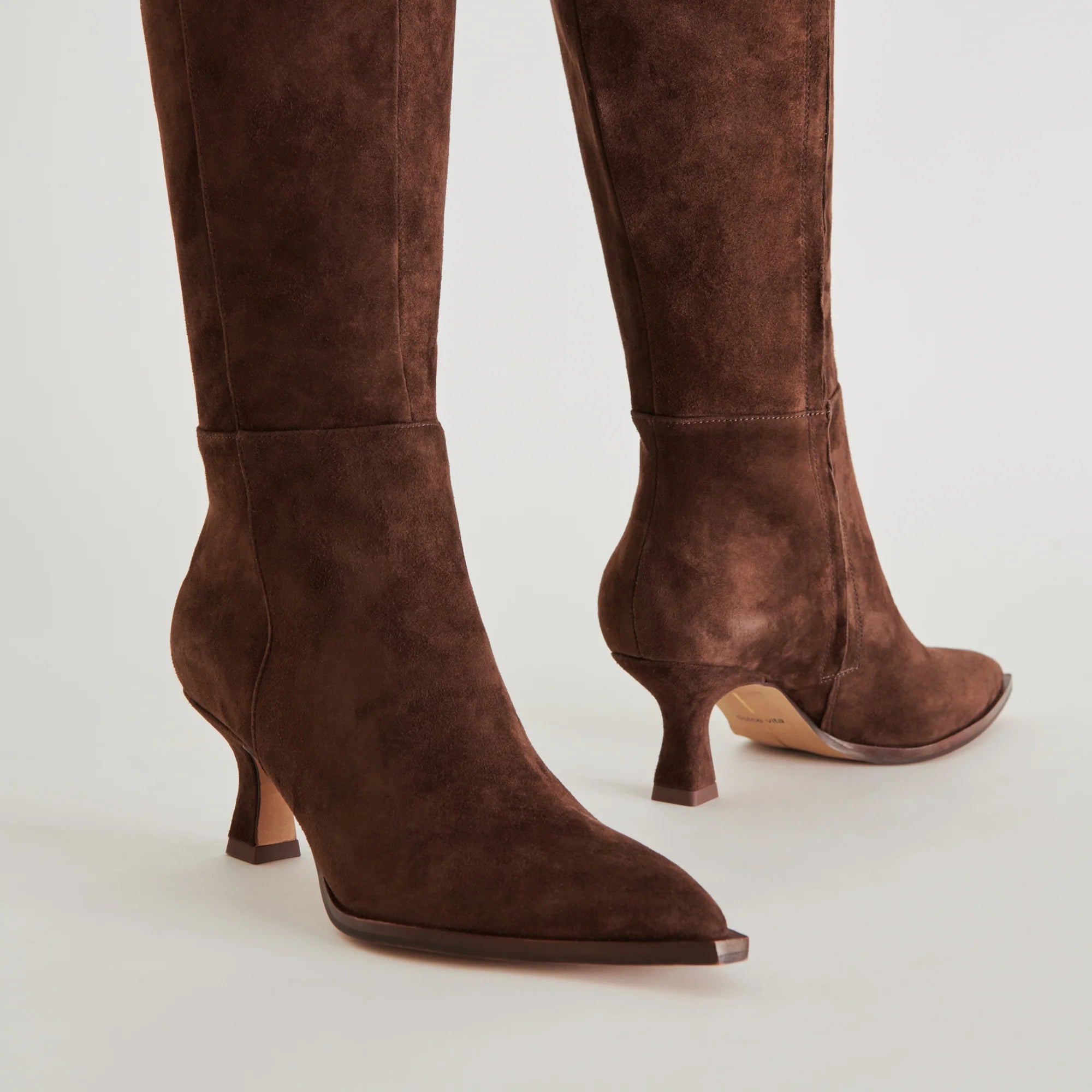 AUGGIE DARK BROWN SUEDE