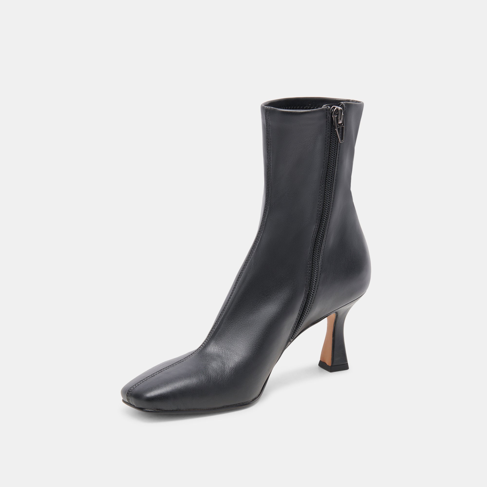 GLAMOR BLACK STELLA
