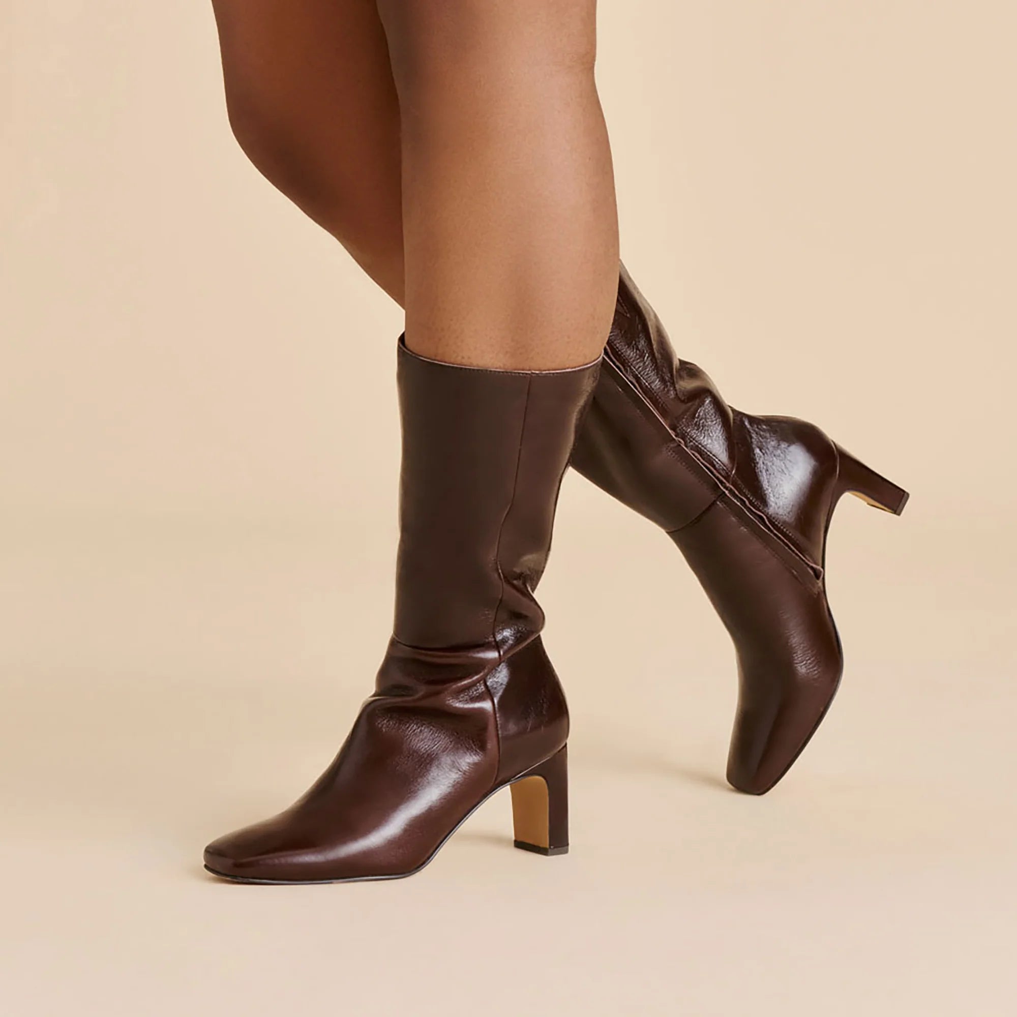 RIGGS WIDE CALF CHOCOLATE LEATHER