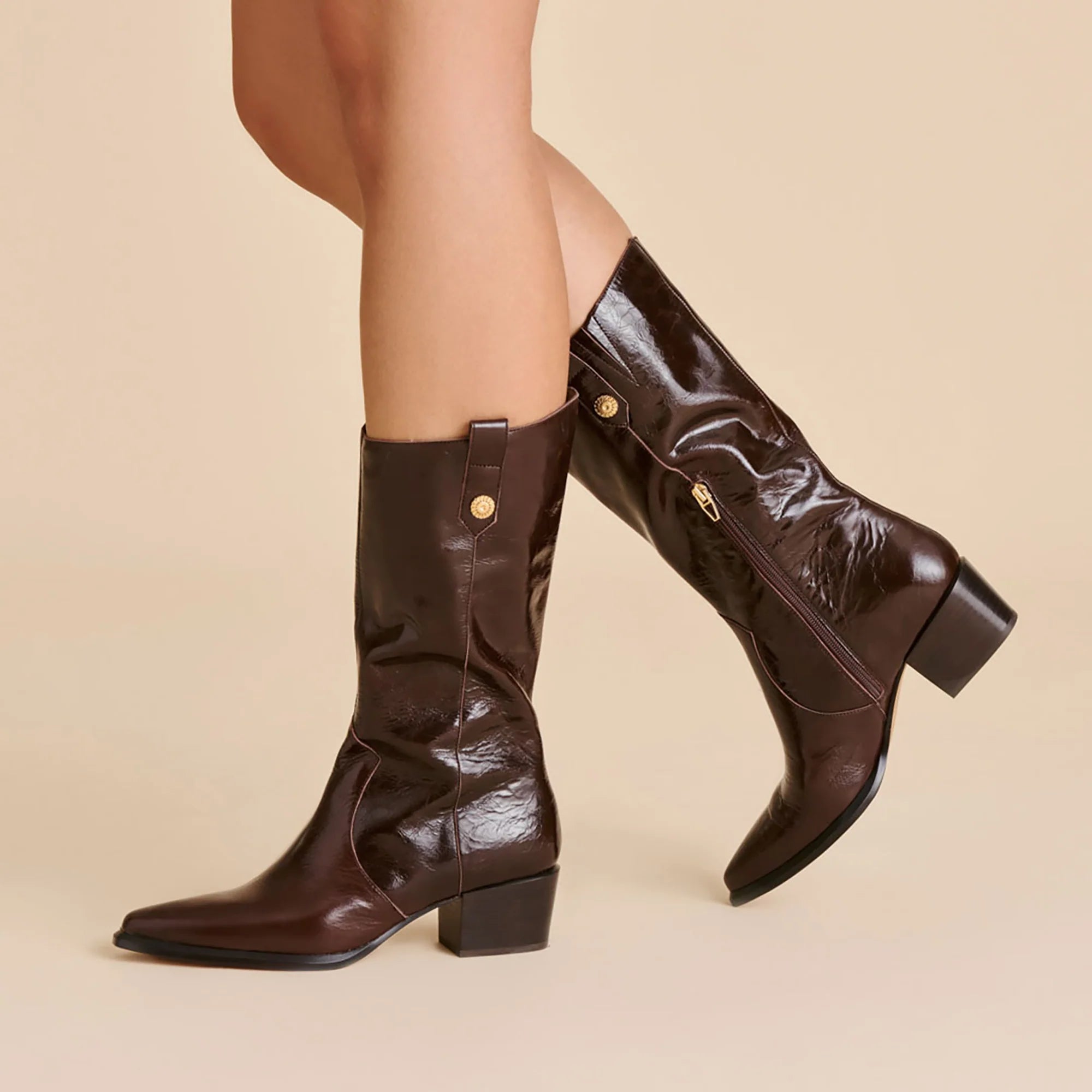 VERN CHOCOLATE LEATHER