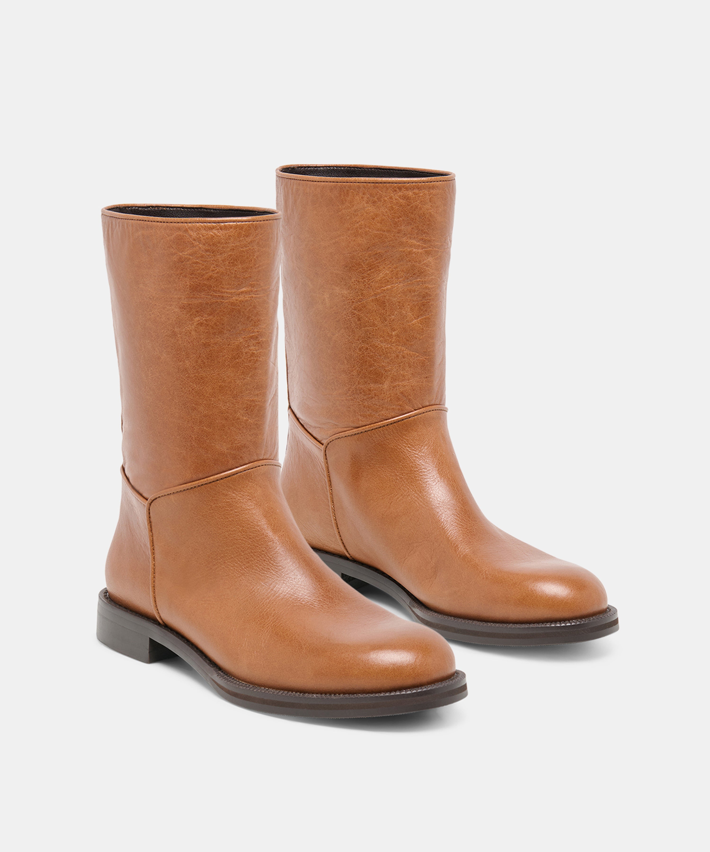TEGEN TAN LEATHER - view 2