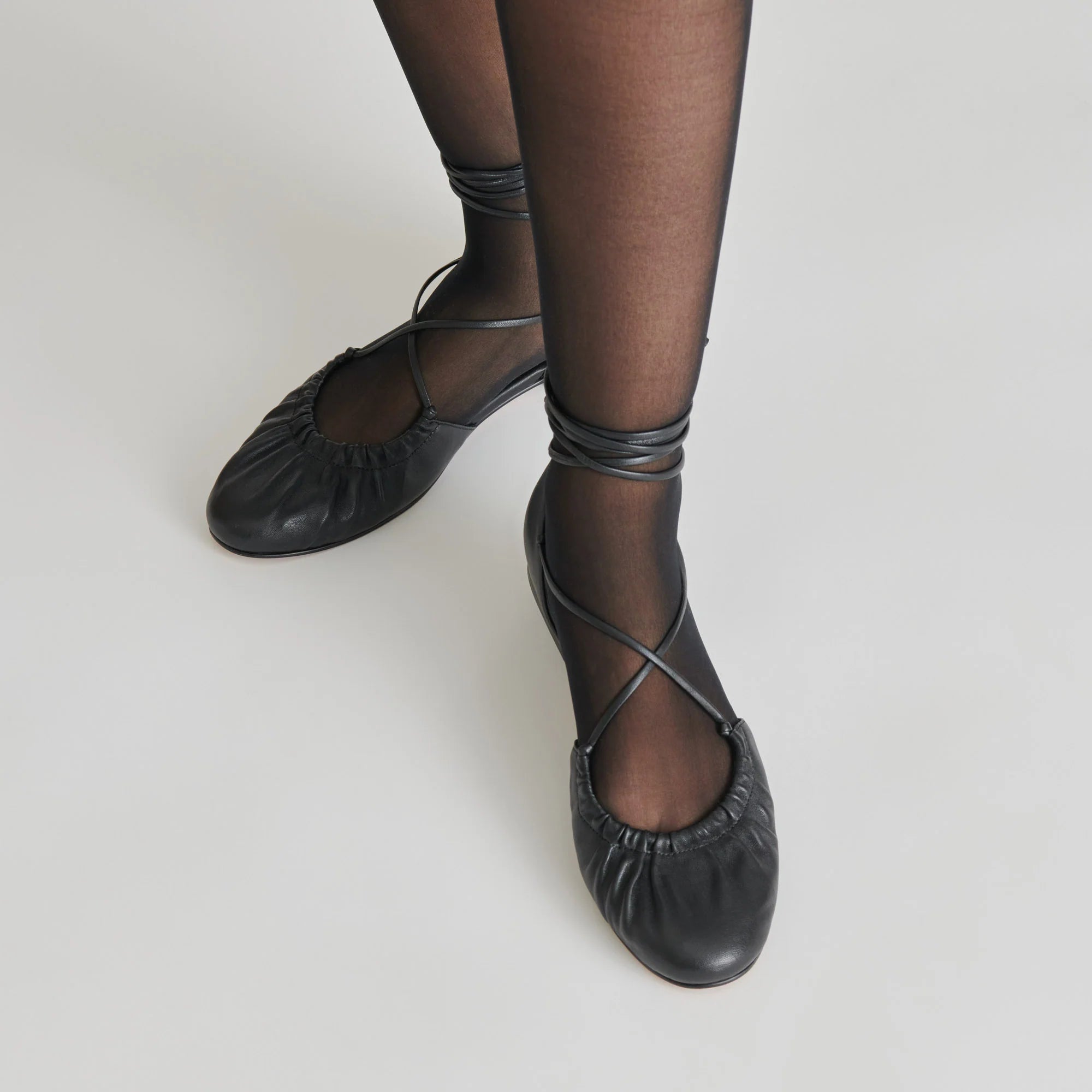 CANCUN BLACK LEATHER