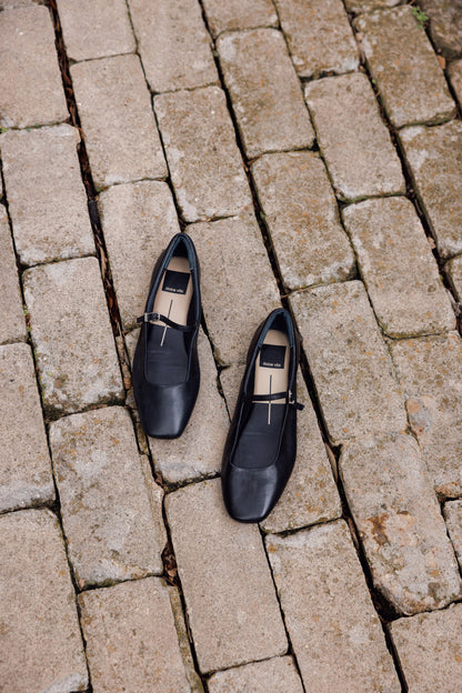 REYES BLACK LEATHER