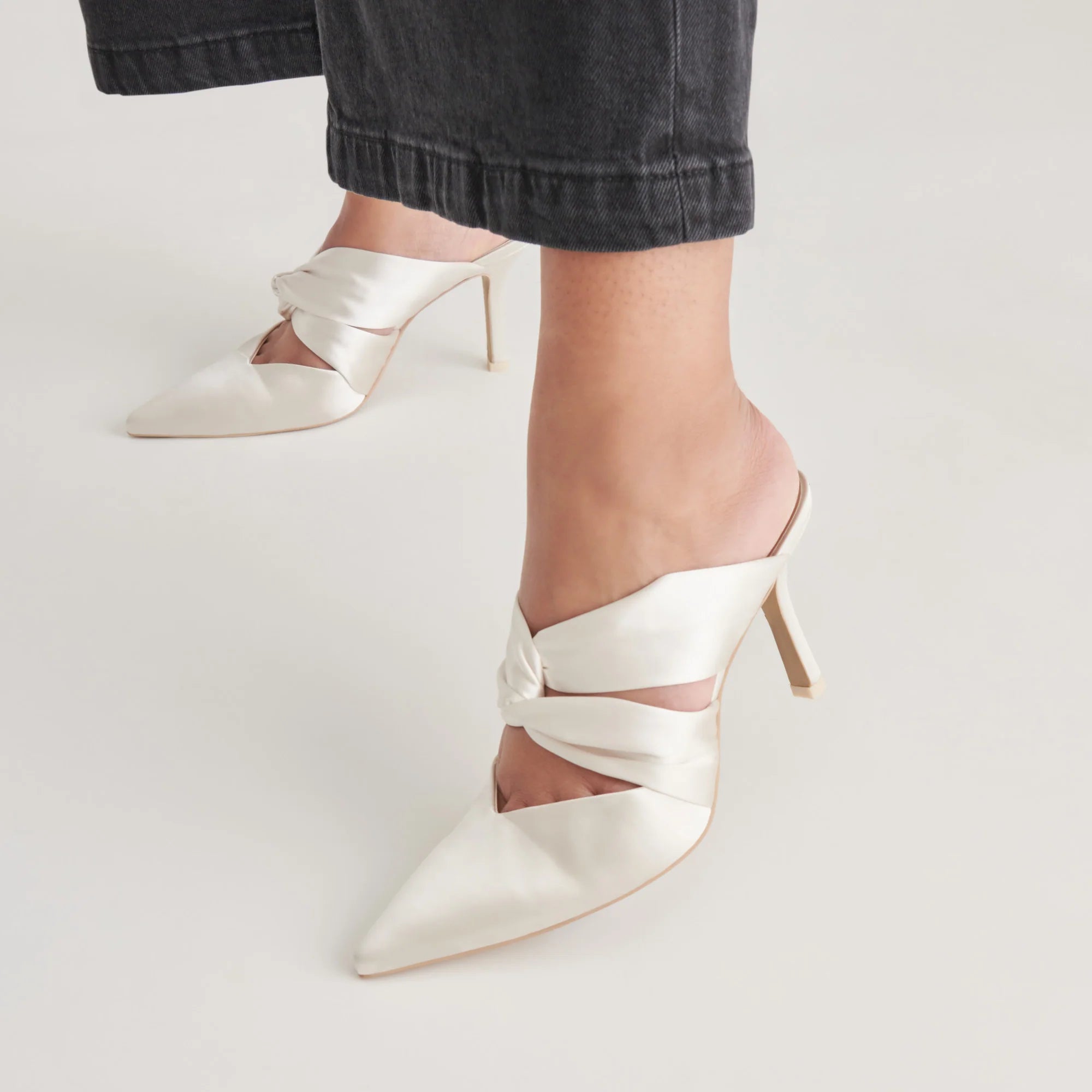 KELSY BLANC CASSÉ SATINÉ
