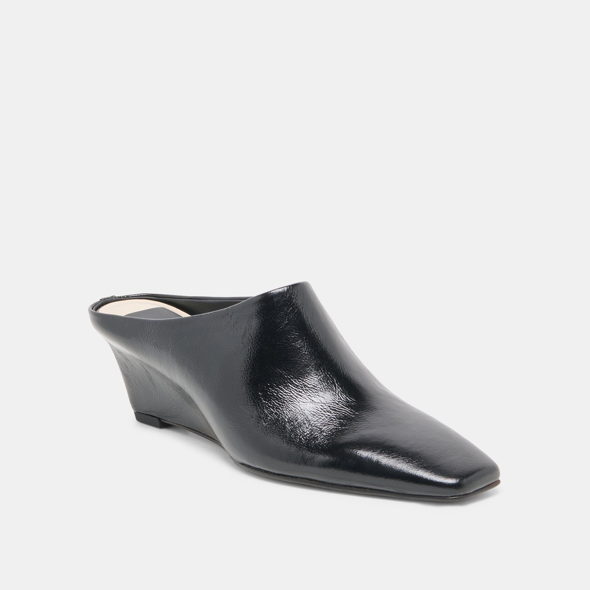 HILAH MIDNIGHT PATENT - view 2