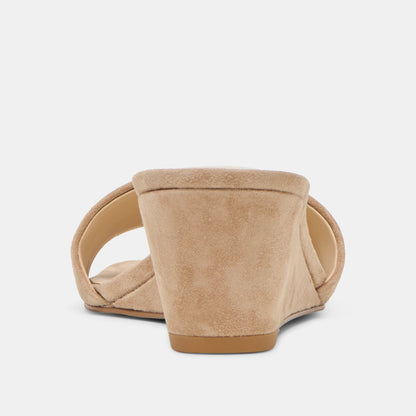 QAILY NUBUCK CHAMEAU