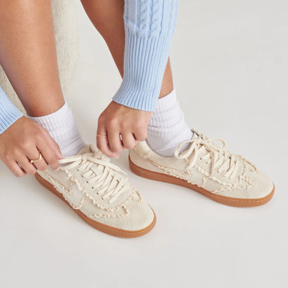 NOTICE LACE IVORY SUEDE