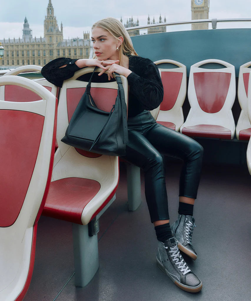 HANA BLACK LEATHER